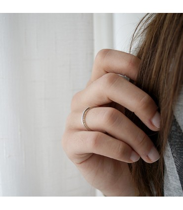 Anillo personalizado de plata con grabado Byside