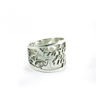 anillo de plata personalizado con nombres