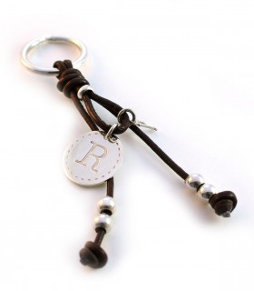 llavero de plata y cuero personalizado