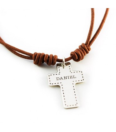 Cruz de plata personalizada para comunión