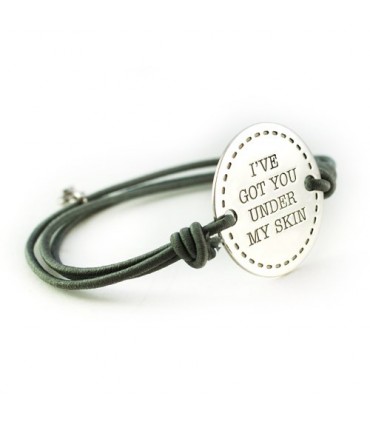 pulsera personalizada grabada de plata
