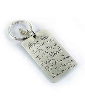 Llavero de plata personalizado con nombres