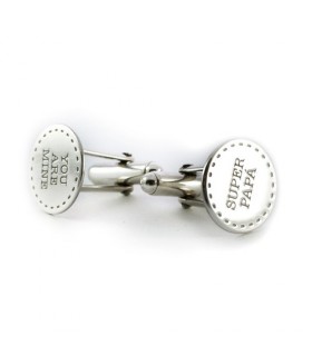 	Gemelos personalizados de plata con grabado