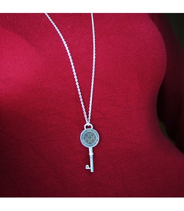 Collar de plata personalizado Key con llave grabada