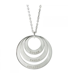collar personalizado de plata con nombres grabados