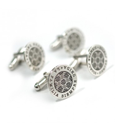 Gemelos personalizados de plata con grabado